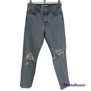 𝅺levi’s Wedgie straight leg button fly jeans 100% cotton
